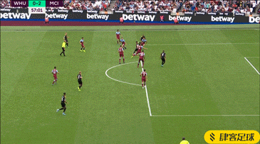 荷甲战报：奥斯汀破门，肖蒂尔建功，兹沃勒2-1海伦芬