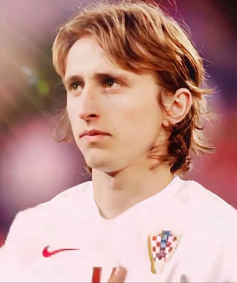 卡拉格批萨拉赫不提利物浦，亨利调解争论