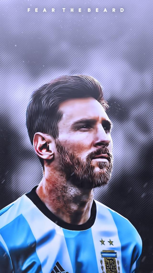 中超赛场争议判罚：VAR判罚引发讨论,