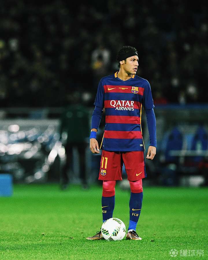 电竞战队阵容调整引粉丝热议