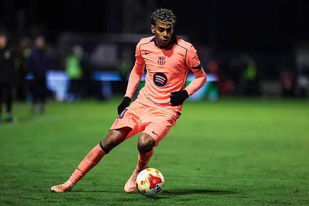 日职联战报：两队屡失良机，东京绿茵0-0福冈黄蜂